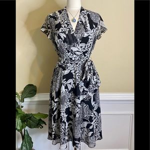 Jones Wear Black & White Floral Print A-line Belted Dress, 10